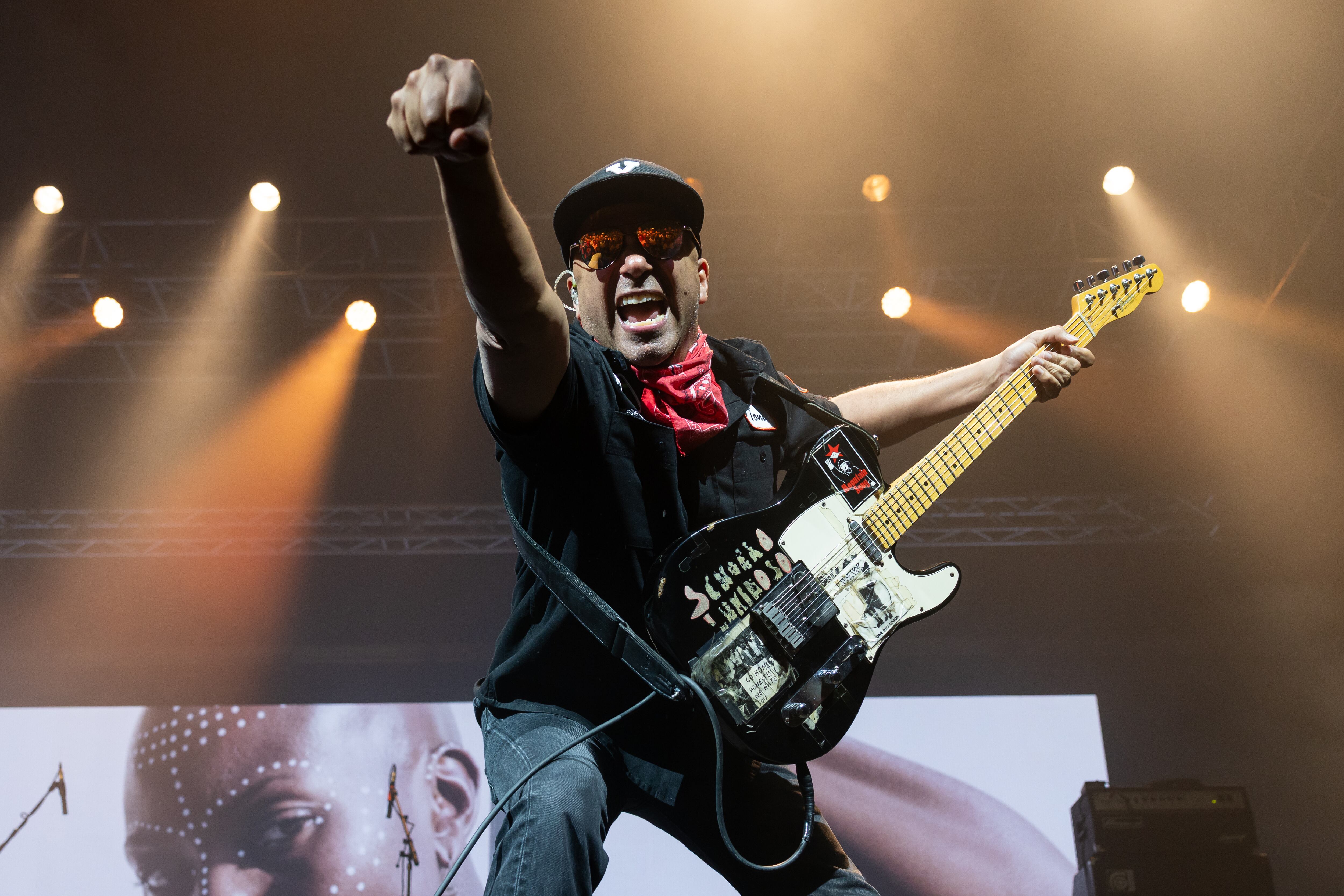 Tom Morello: esta guitarra cierra la boca a los fascistas