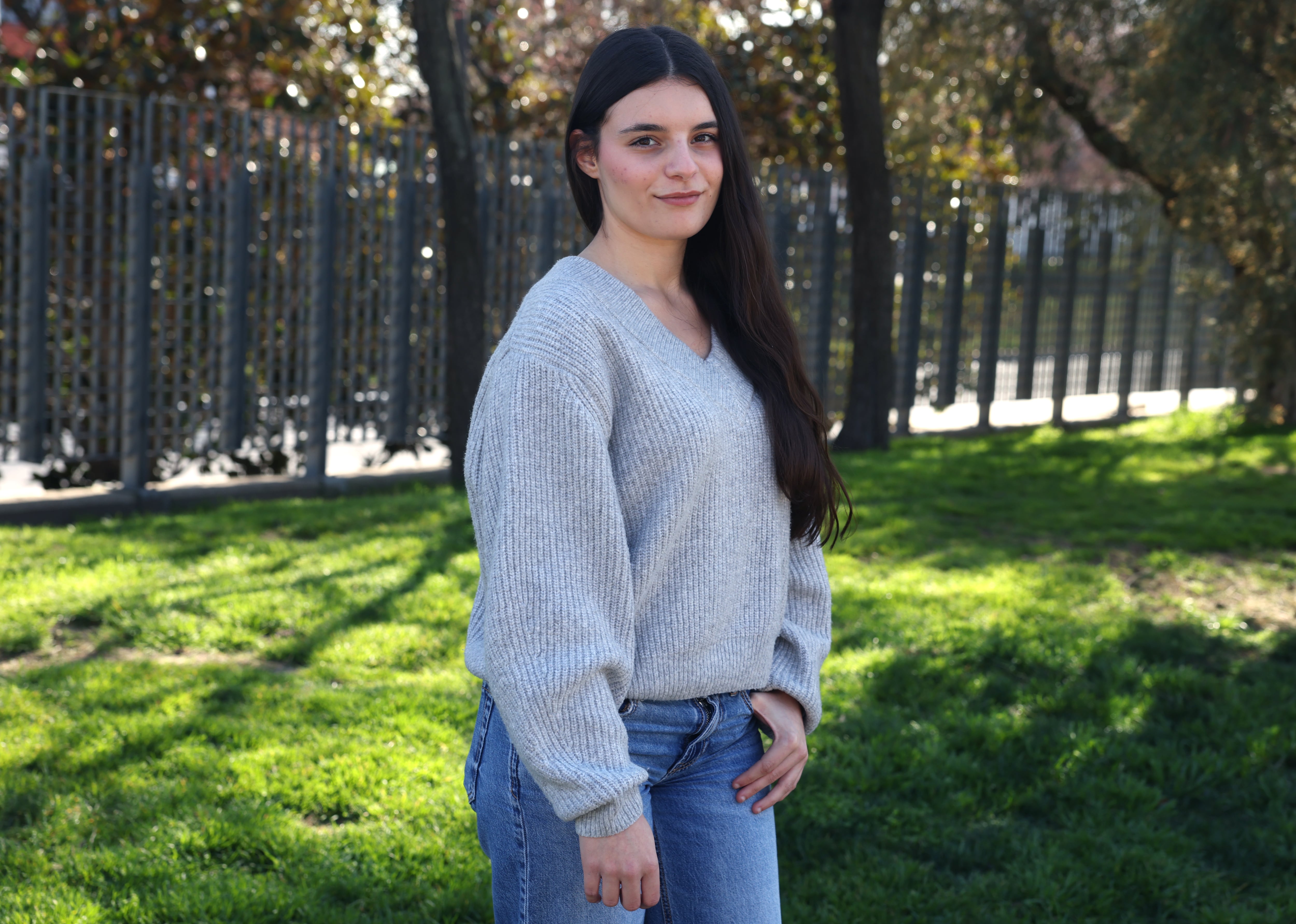 Paula Haro, de 18 años, en el Parque Juan Carlos I en Madrid, a finales de febrero. 