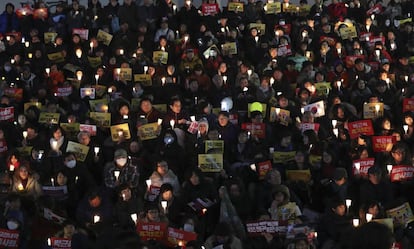Manifestación contra la destitución temporal por corrupción de la presidenta de Corea del Sur Park Geun-hye.