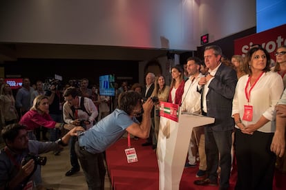 El líder socialista en Andalucía, Juan Espadas, se prepara para valorar los resultados de las elecciones andaluzas.