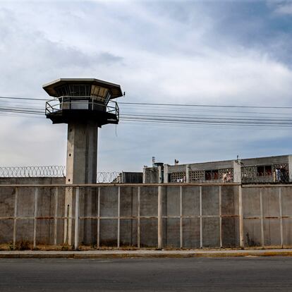 Vista exterior de la cárcel de mujeres de Santa Martha Acatitla, en Ciudad de México.