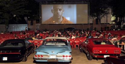 Cine al aire libre en el parque de la Bombilla.