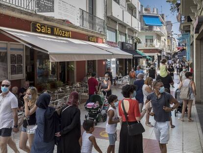 La sala Mozart a Calella, un bar dels de sempre i cinema.