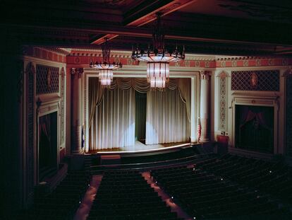 Auditorio del Instituto de Hibbing (Minnesota). Dylan debutó aquí en 1955. Cantó un hit de Little Richard.
