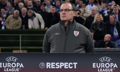 Marcelo Bielsa, en un partido de la Liga Europa. 