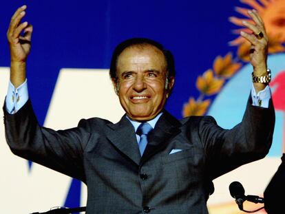 Carlos Menem, em uma imagem de 2003.