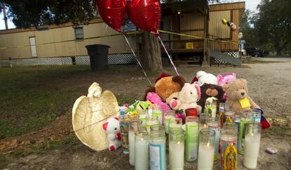 Amigos y vecinos de las víctimas recuerdan a los niños fallecidos en el tiroteo.