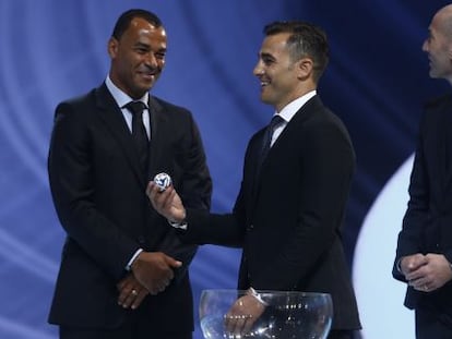 Former soccer Wold Cup winners Cafú, Cannavaro and Zidane during the draw for the 2014 tournament in Brazil.