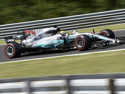 Lewis Hamilton en el circuito de Hungaroring,
