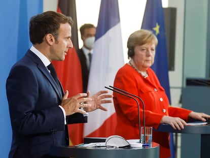Emmanuel Macron y Angela Merkel comparecen juntos el pasado 18 de junio en Berlín.