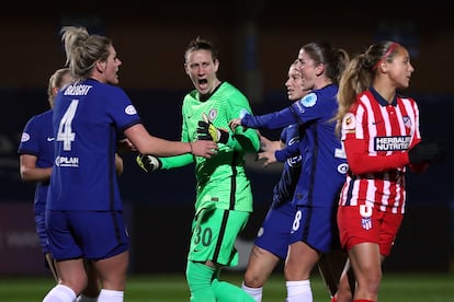 Ann-Katrin Berger, portera del Chelsea femenil