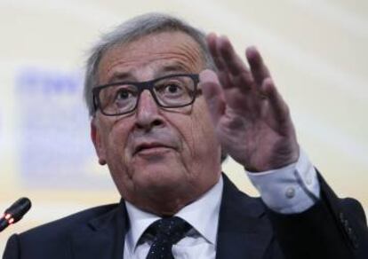 Juncker, presidente de la Comisión, este jueves en San Petesburgo.