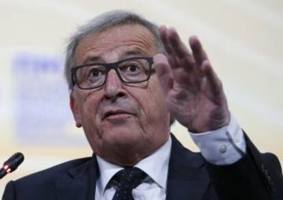 Juncker, presidente de la Comisi&oacute;n, este jueves en San Petesburgo. 