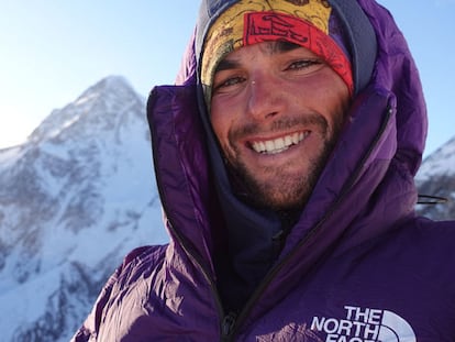 Benjamin Védrines, en la cima del Broad Peak.