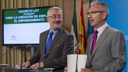 Antonio &Aacute;vila, a la izquierda, con Miguel &Aacute;ngel V&aacute;zquez.