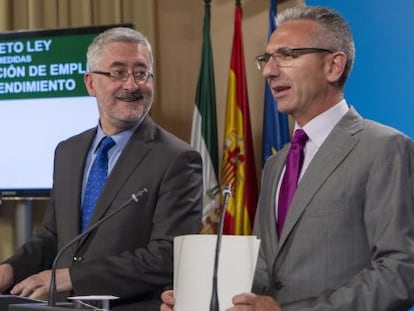 Antonio &Aacute;vila, a la izquierda, con Miguel &Aacute;ngel V&aacute;zquez.