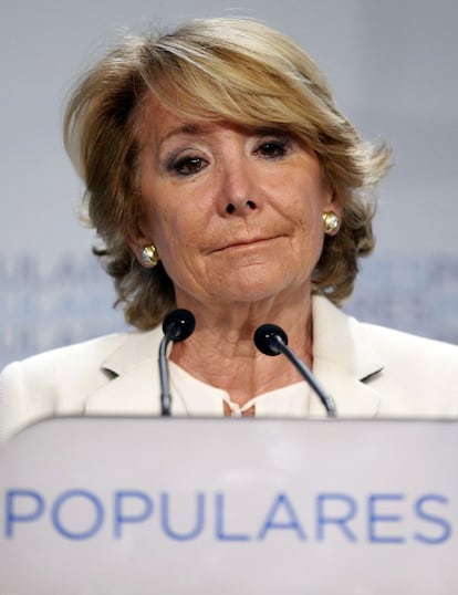 Esperanza Aguirre, comparece ante la prensa para comentar los resultados electorales.