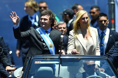Javier Milei y su hermana Karina, durante la toma de posesión en diciembre de 2023.