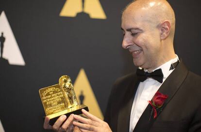 Marcos Fajardo tras recibir ayer s&aacute;bado la placa de la Academia de Hollywood. 