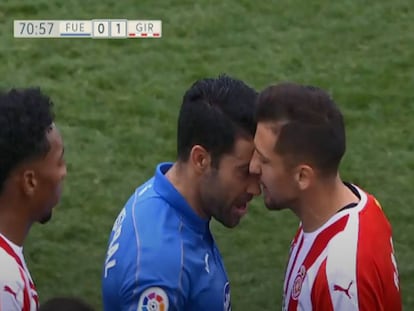 Cristóbal y Granell se encaran durante el partido.