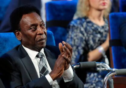 O ex-craque brasileiro Pelé, na plateia. 