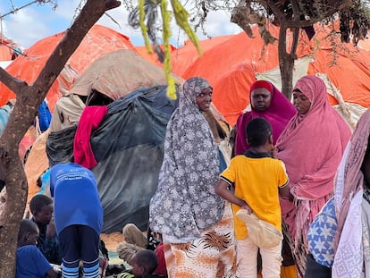 Sahra Abdirahman Abdow, refugiada en un campamento de desplazados rurales en la capital de Somalia, Mogadiscio, en mayo de 2023.