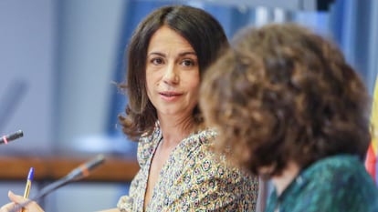 Secretary of state for health, Silvia Calzón, at a press conference on Monday.