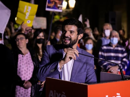 Gerard Esteva, en una manifestación, en la Plaza Sant Jaume en 2021.