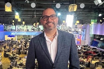 El periodista Niover Licea en las instalaciones de Univisión, en una imagen sin datar.