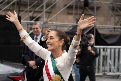 Claudia Sheinbaum llega al Palacio Nacional, donde celebrará su nombramiento.