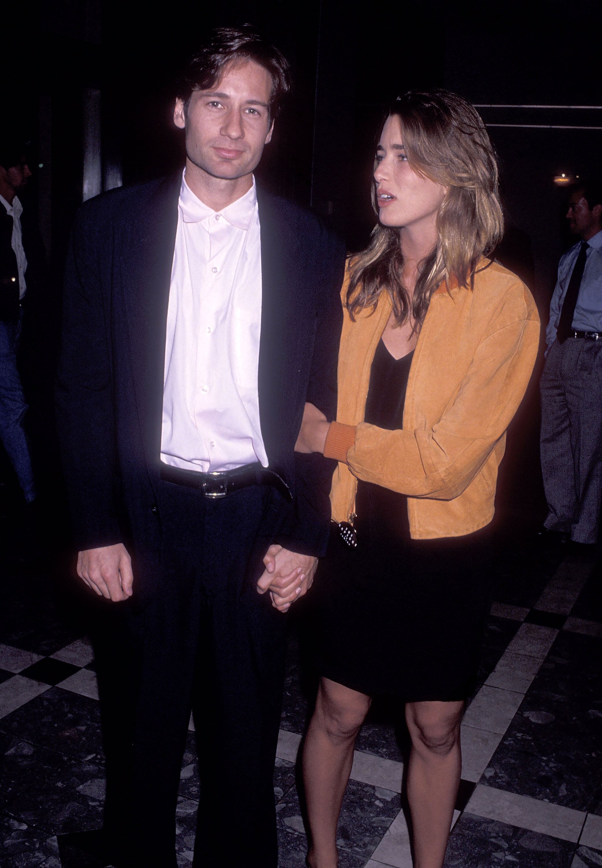 David Duchovny y Suzanne Lanza en el estreno de 'El despertar de Sharon' en 1991.