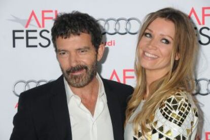 Antonio Banderas y Nicole Kimpel en el estreno de la película 'Los 33' el pasado noviembre.