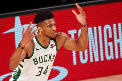 Antetokounmpo, con los Bucks.