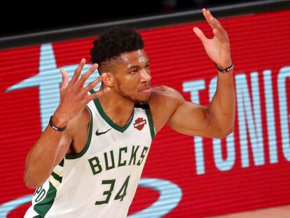 Antetokounmpo, con los Bucks.