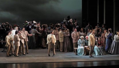 Una escena de Manon Lescaut que se verá en el Liceo y en más de 300 municipios.