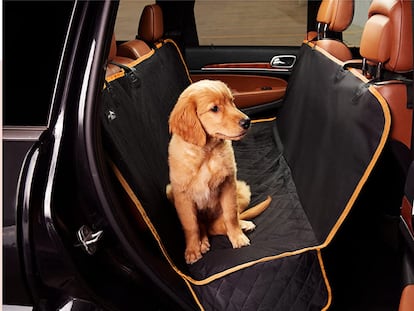 Este cubreasiento protege los asientos de tu coche del pelo y suciedad que acumule tu mascota