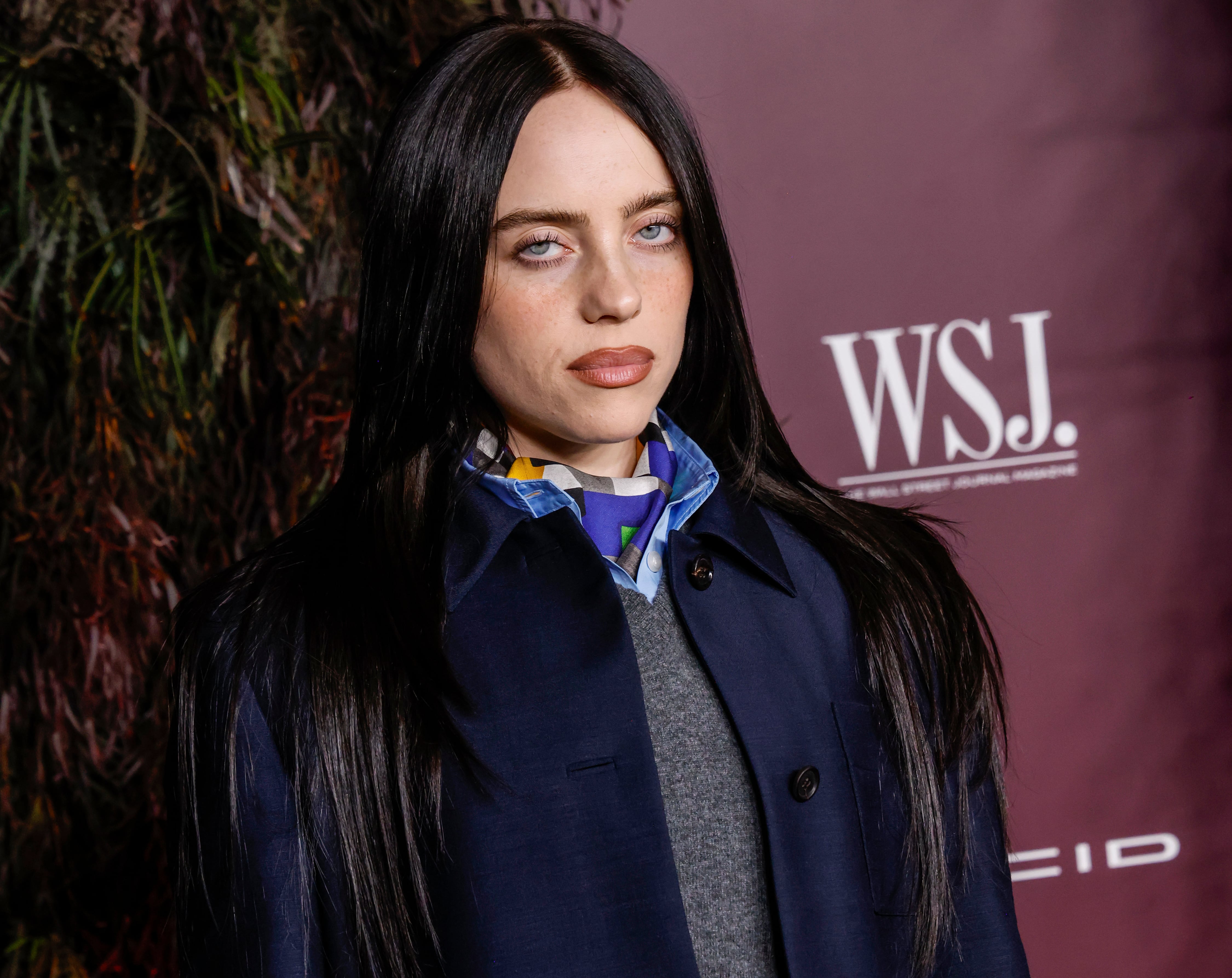 Billie Eilish hace una donación millonaria y pide a los ricos que hagan lo mismo: “La gente necesita ayuda”