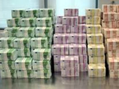 En la imagen, billetes de euro. EFE/Archivo