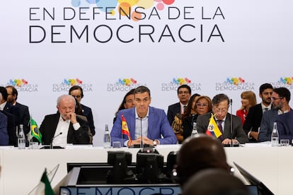 cumbre progresista en Barcelona