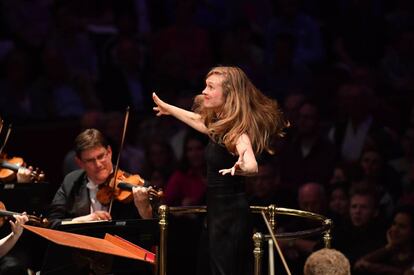 Mirga Grazinyte-Tyla, directora de la orquesta sinfónica de Birmingham.