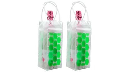 En forma de bolsa.