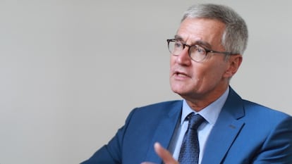 “Es necesario reequilibrar las carteras con más renta fija”