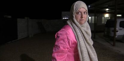 Cassandra Bodart, en el campamento de reclusión de familiares de los yihadistas en Ak Roj, en el norte de Siria.