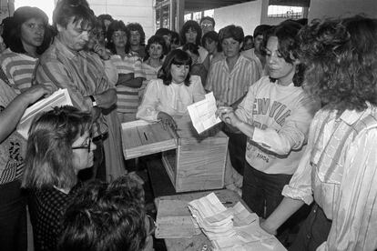 Conteo de votos en la capital chilena.