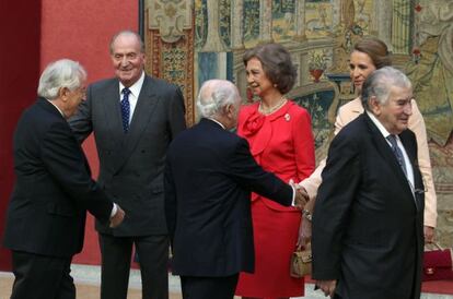 Reunión anual del patronato del Instituto Cervantes, que hoy ha presidido el rey junto a doña Sofía y la infanta Elena en el Palacio de El Pardo.