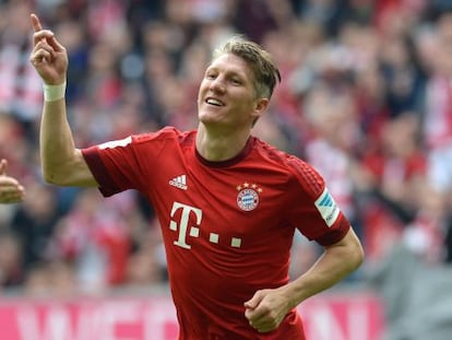 Schweinsteiger celebra un gol con el Bayern. 