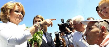 Esperanza Aguirre y Cospedal, esta mañana en Leganes.