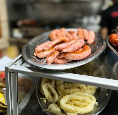 Las longanizas antes de entrar al pan