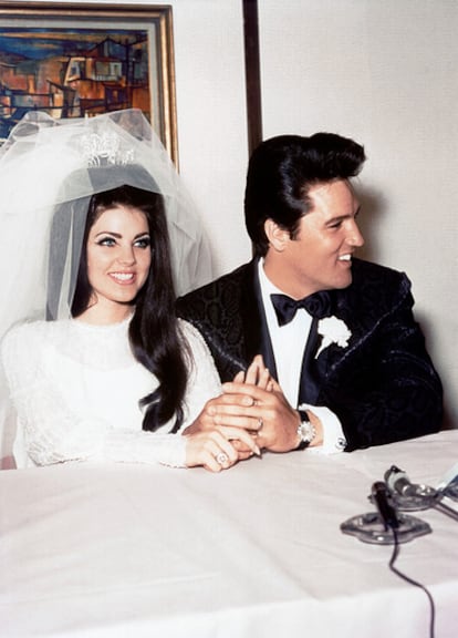 El 'rey del rock' se casó con Priscilla Beaulieu en Las Vegas el 26 de mayo de 1967. Tuvieron una hija, Lisa Marie, y se separaron en 1972.
