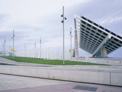 Paneles solares en el Port Forum Barcelona